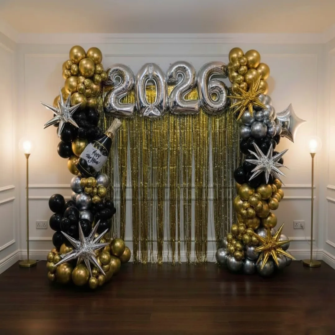 Welcome 2024 Black-Gold Decor